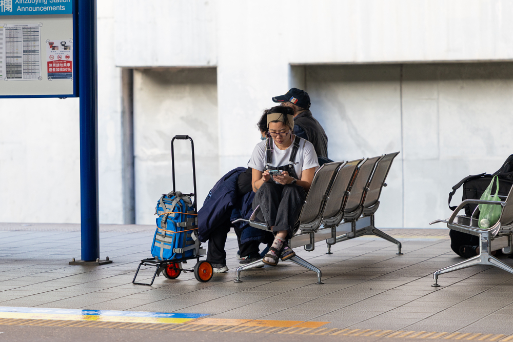 デコレータークラブ: 重いバッグの中身【UPCOMING】