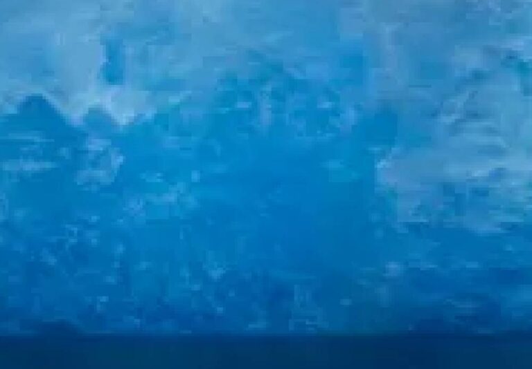 石塚元太良個展「Glacier Diary」